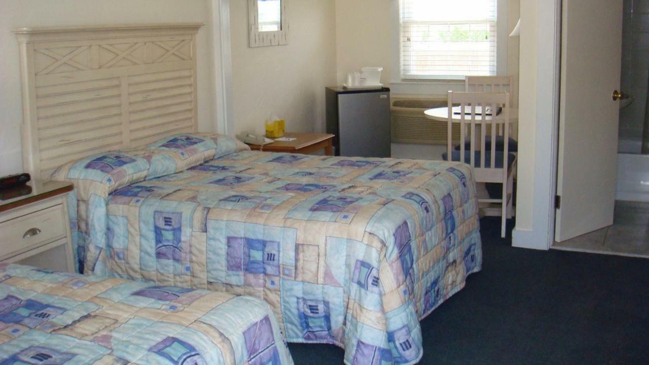 The Colony Beach Motel Dennisport Buitenkant foto
