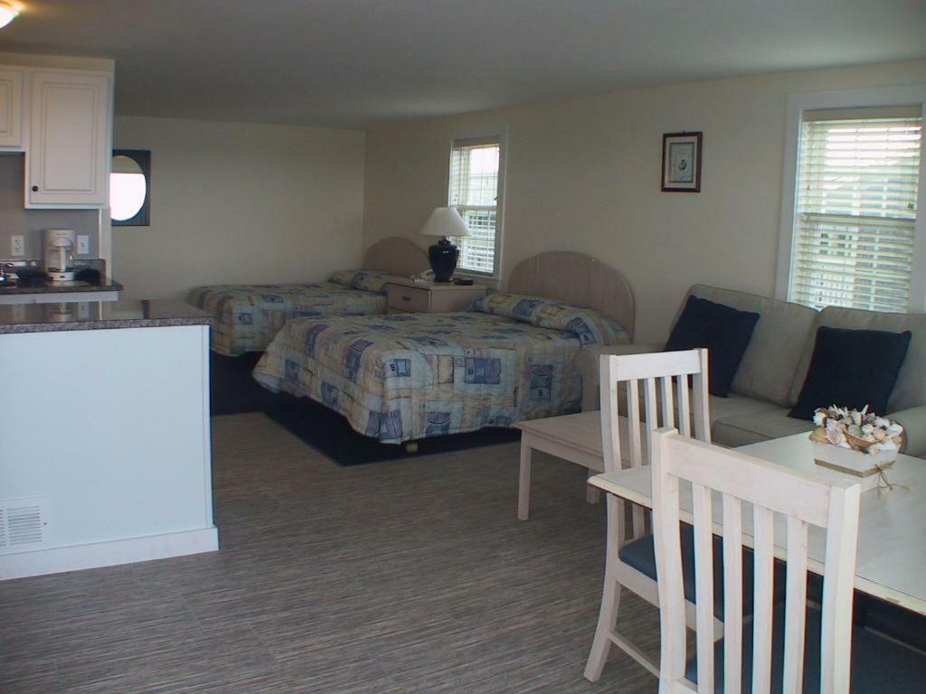The Colony Beach Motel Dennisport Buitenkant foto